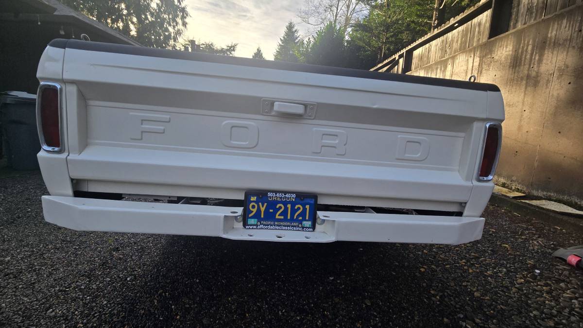 Ford-f100-1964-white-7