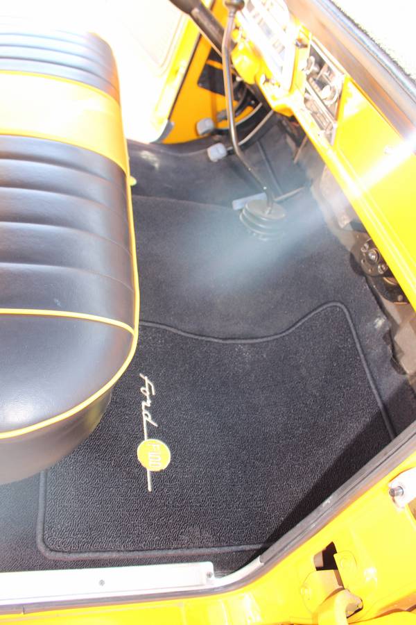 Ford-f100-1972-yellow-11