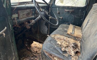 Ford-f100-pickup-1946-9