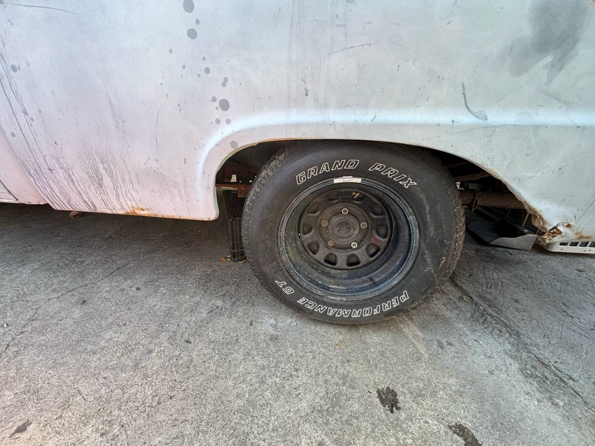 Ford-f100-pickup-1964-grey-4