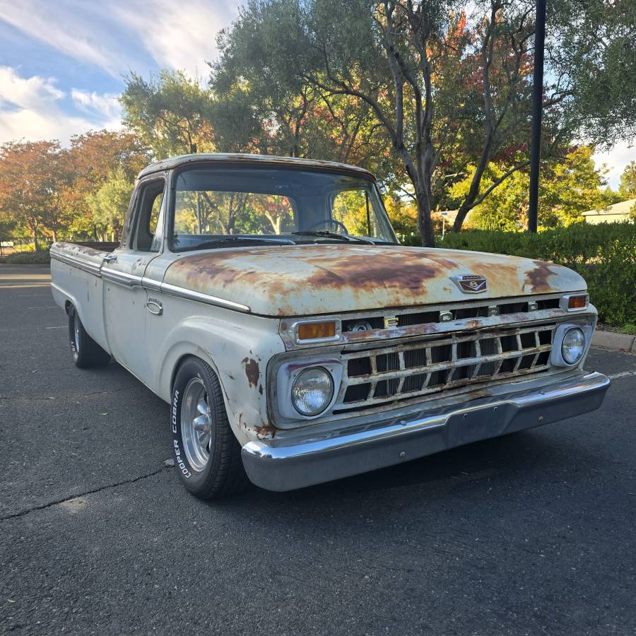 Ford-f100-pickup-1965-white-1