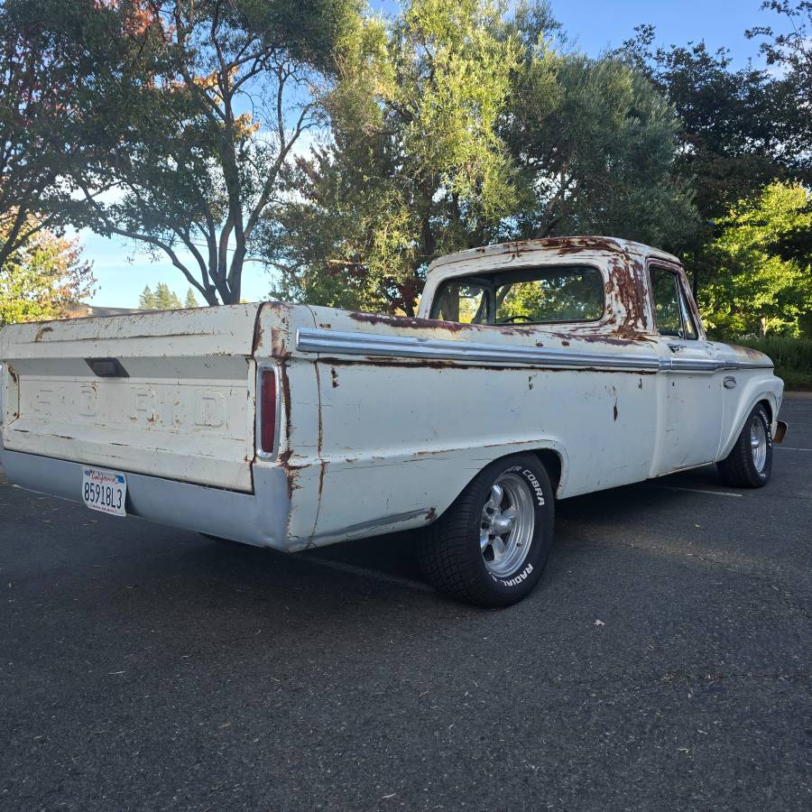 Ford-f100-pickup-1965-white-2