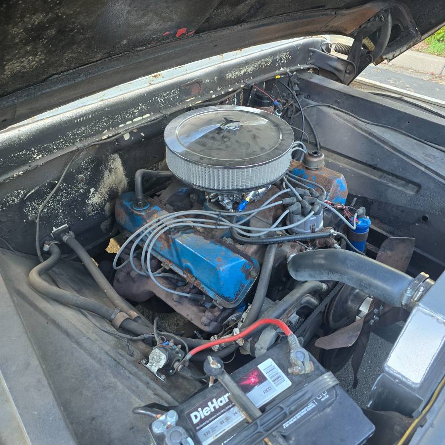 Ford-f100-pickup-1965-white-4