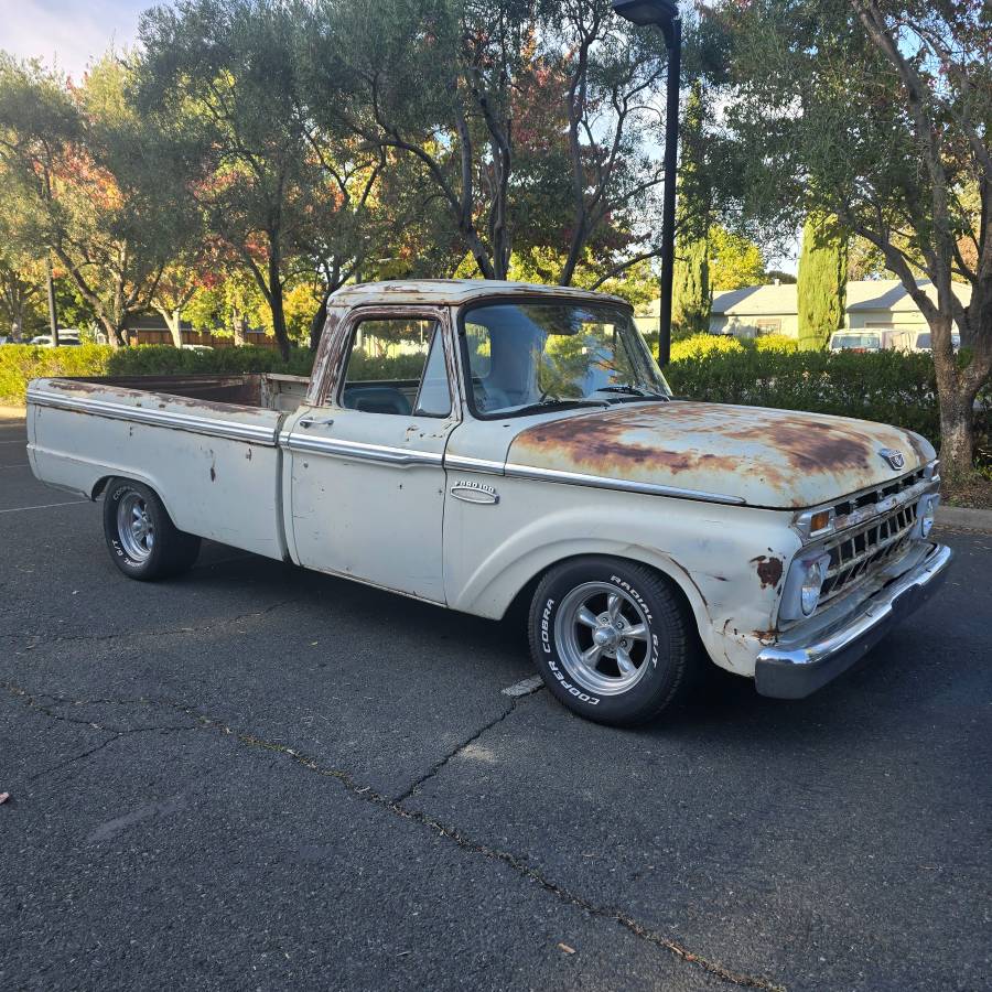 Ford-f100-pickup-1965-white