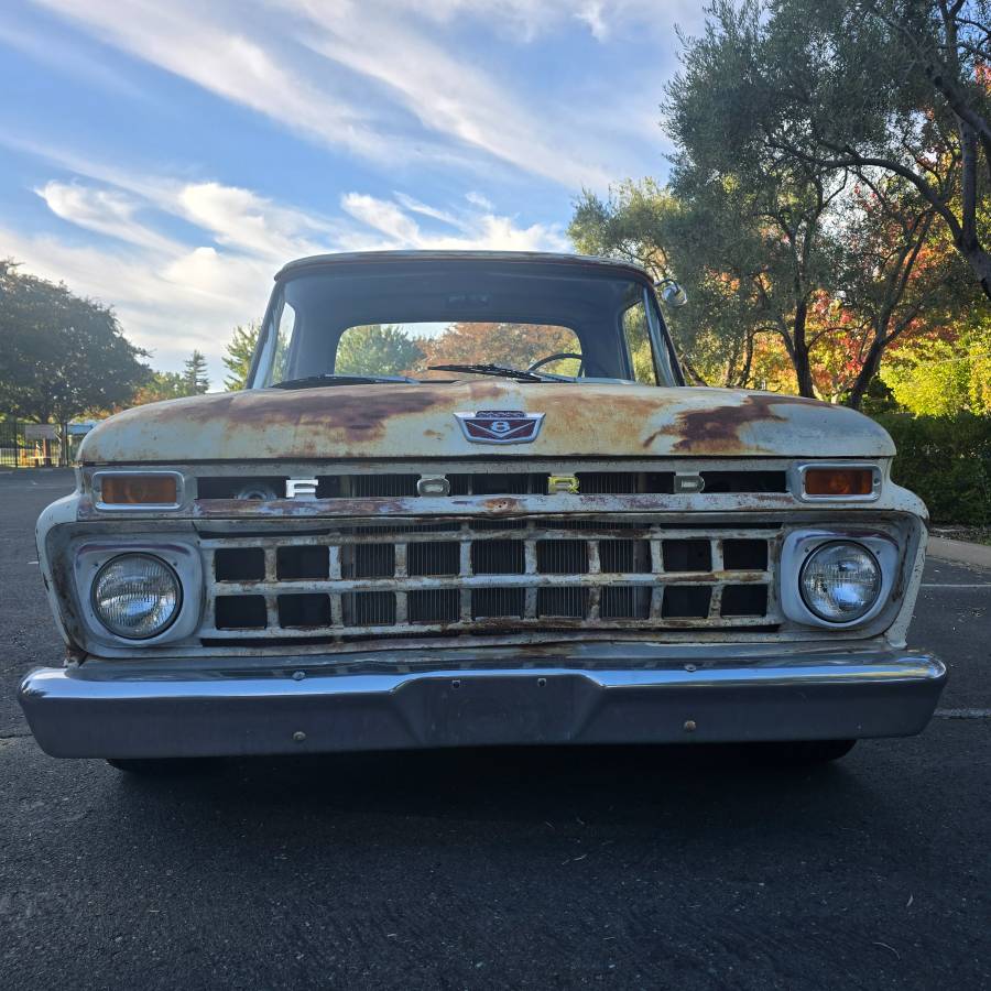 Ford-f100-pickup-1965-white-8