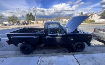 Ford-f100-xlt-ranger-1981-black-4