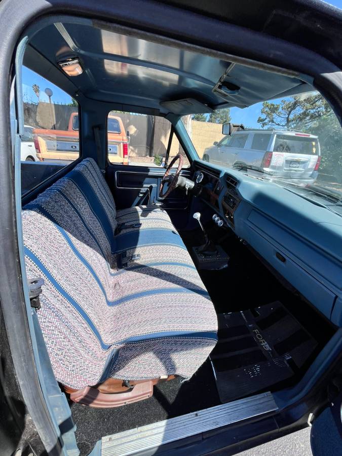 Ford-f100-xlt-ranger-1981-black-9