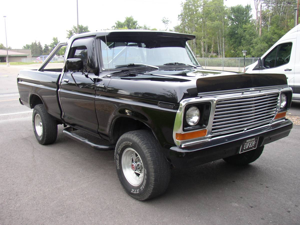 Ford-f150-1978-black-1