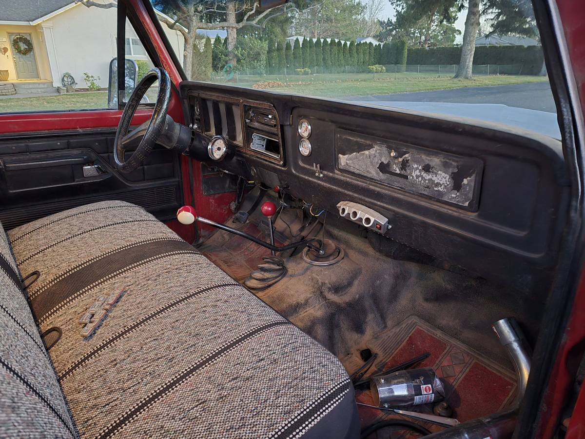 Ford-f150-custom-1979-red-20