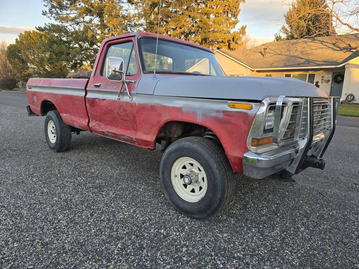 Ford-f150-custom-1979-red-5
