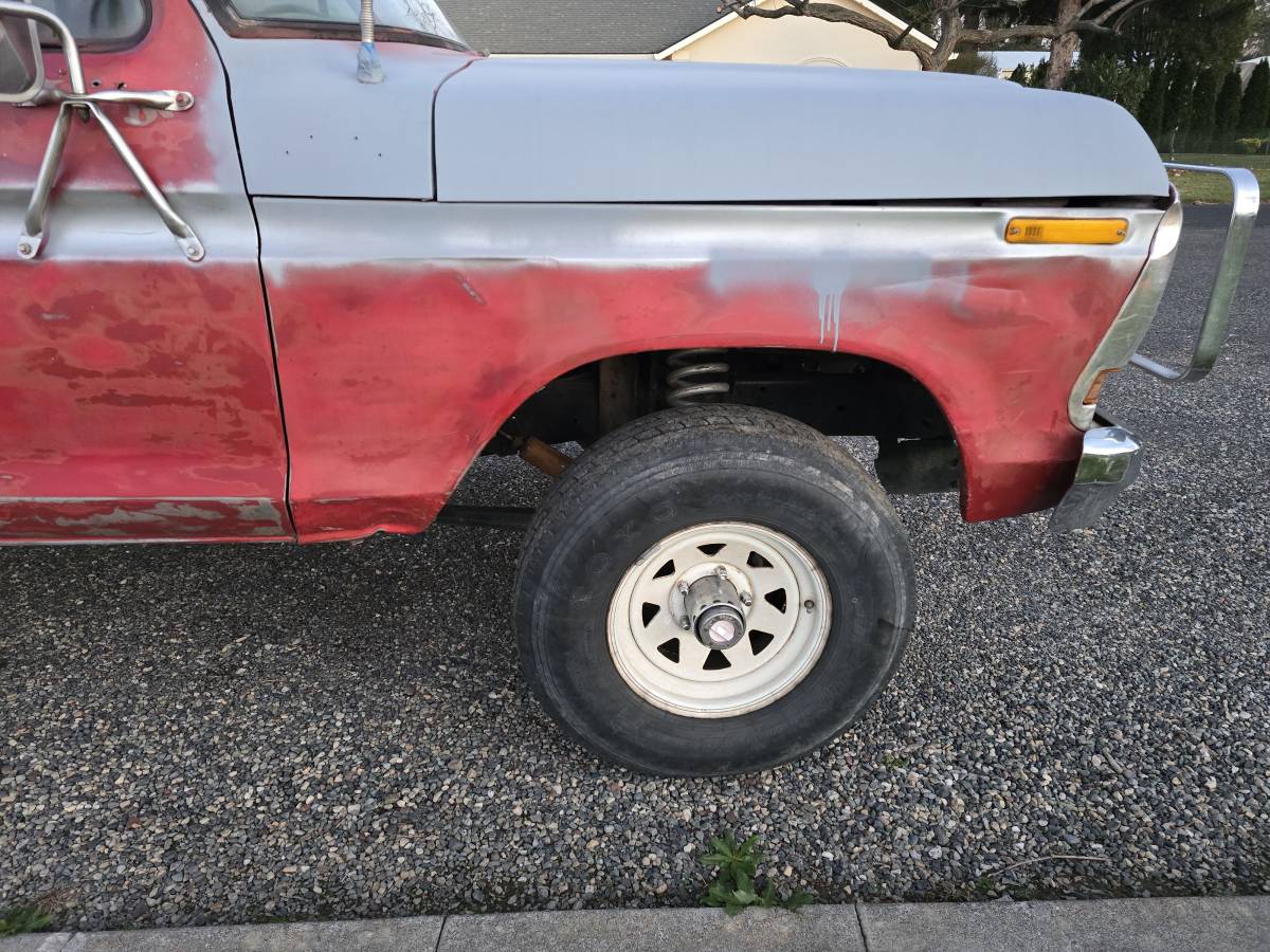 Ford-f150-custom-1979-red-8