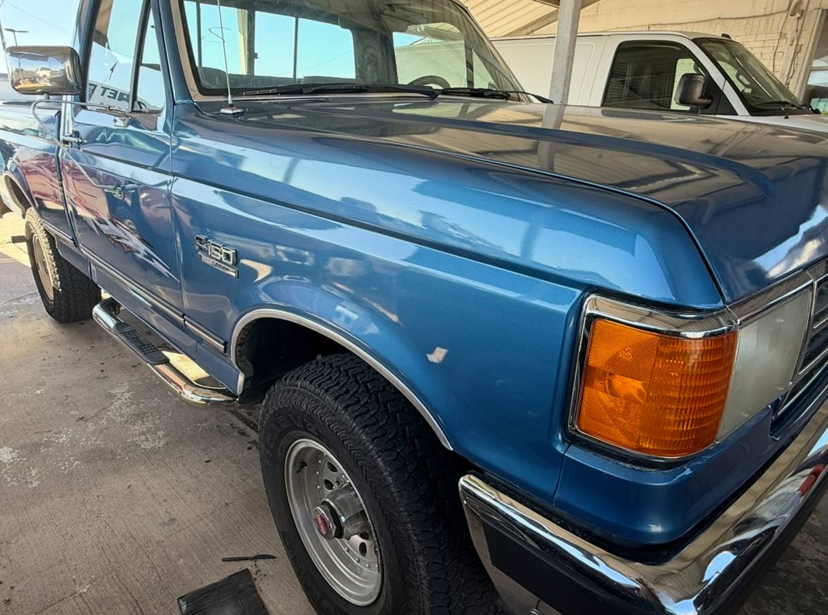 Ford-f150-lariat-4x4-1991-blue-1
