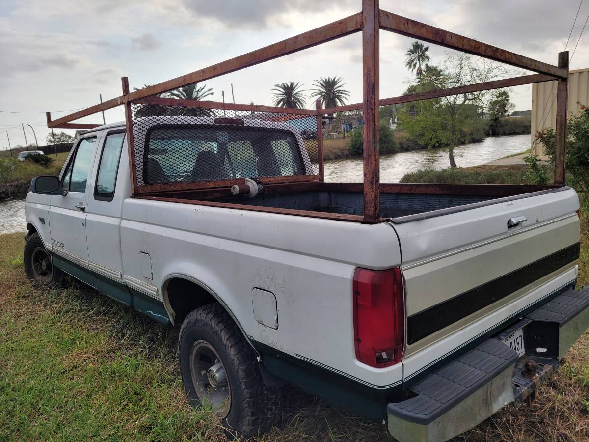 Ford-f150-supercrew-cab-xlt-1996-white-10