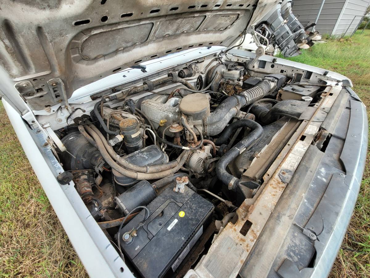 Ford-f150-supercrew-cab-xlt-1996-white-2