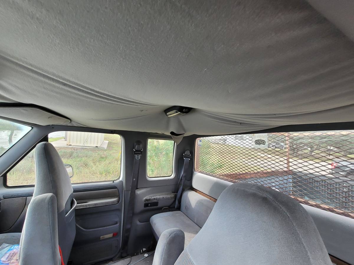 Ford-f150-supercrew-cab-xlt-1996-white-5