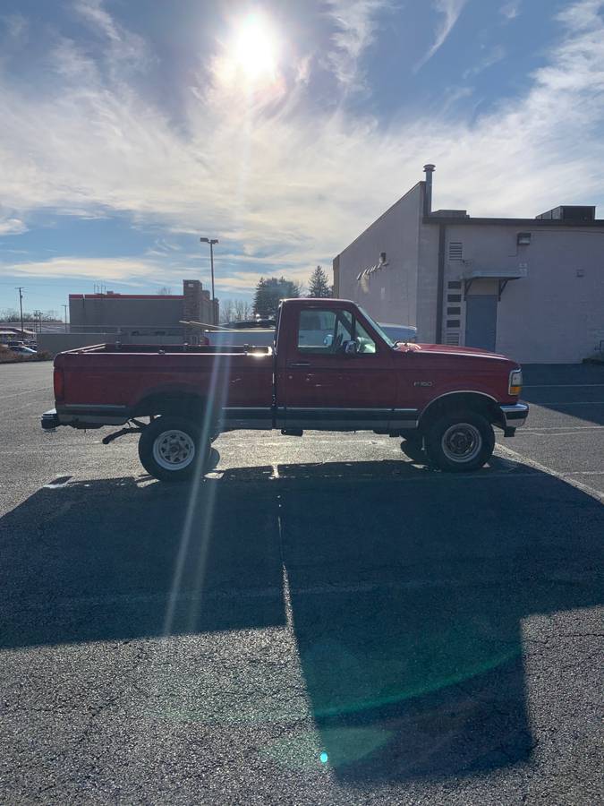 Ford-f150-xlt-4x4-5sp-manual-1994-red-2