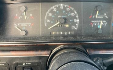 Ford-f15o-xlt-lariat-1988-white-4