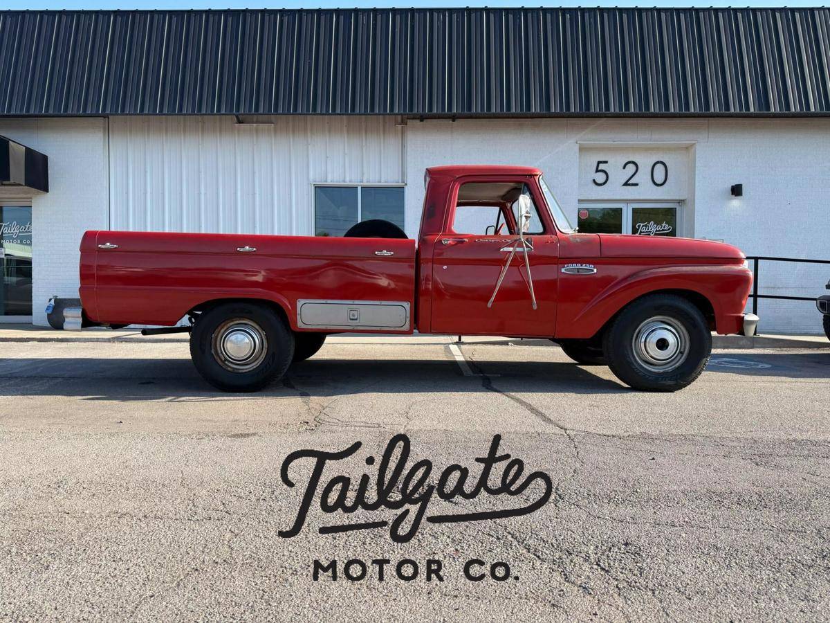 Ford-f250-1965-red