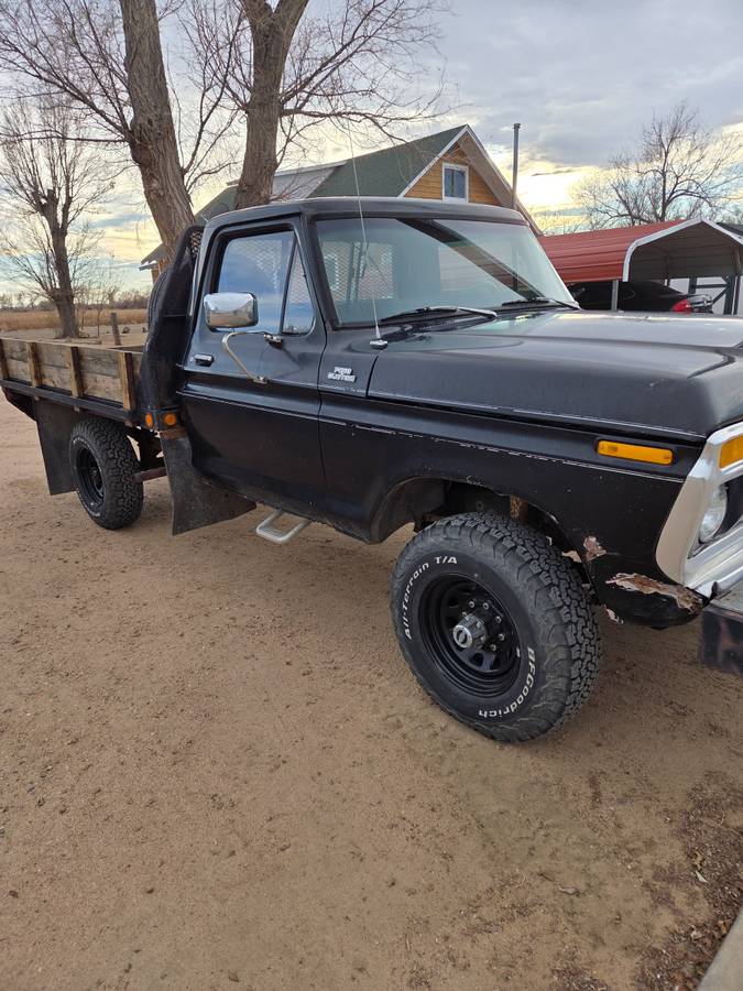 Ford-f250-1977-black-10