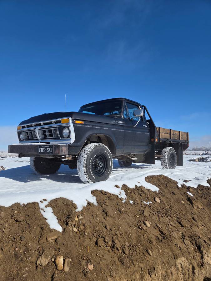 Ford-f250-1977-black-2