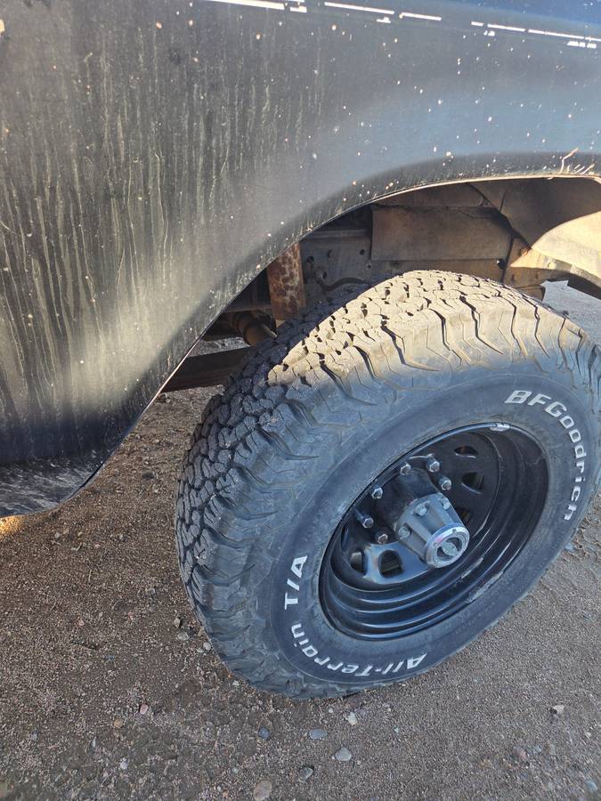 Ford-f250-1977-black-20