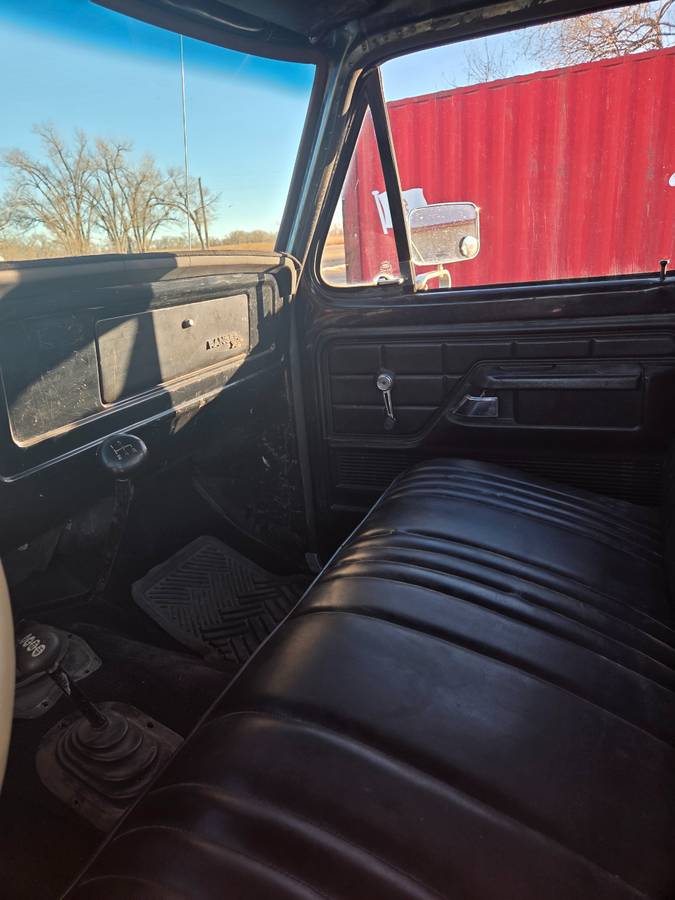 Ford-f250-1977-black-8