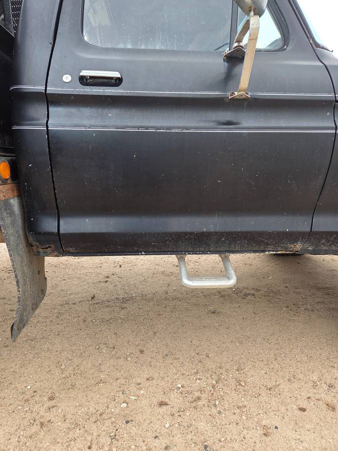 Ford-f250-1977-black-9