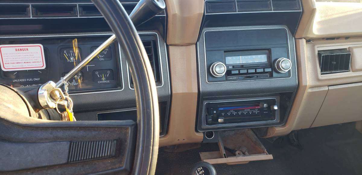 Ford-f250-1984-brown-4