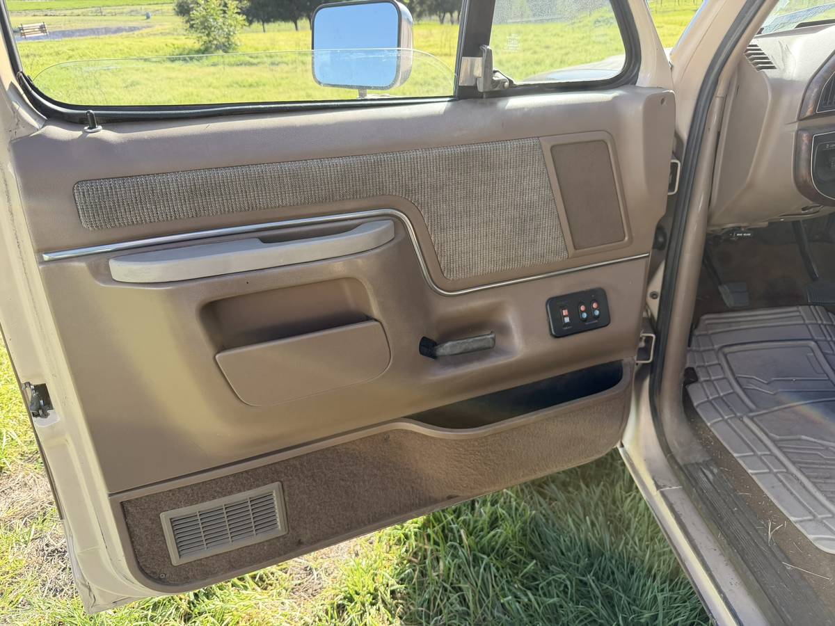 Ford-f250-1990-brown-6