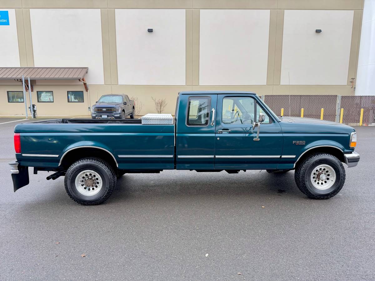 Ford-f250-1994-green-4