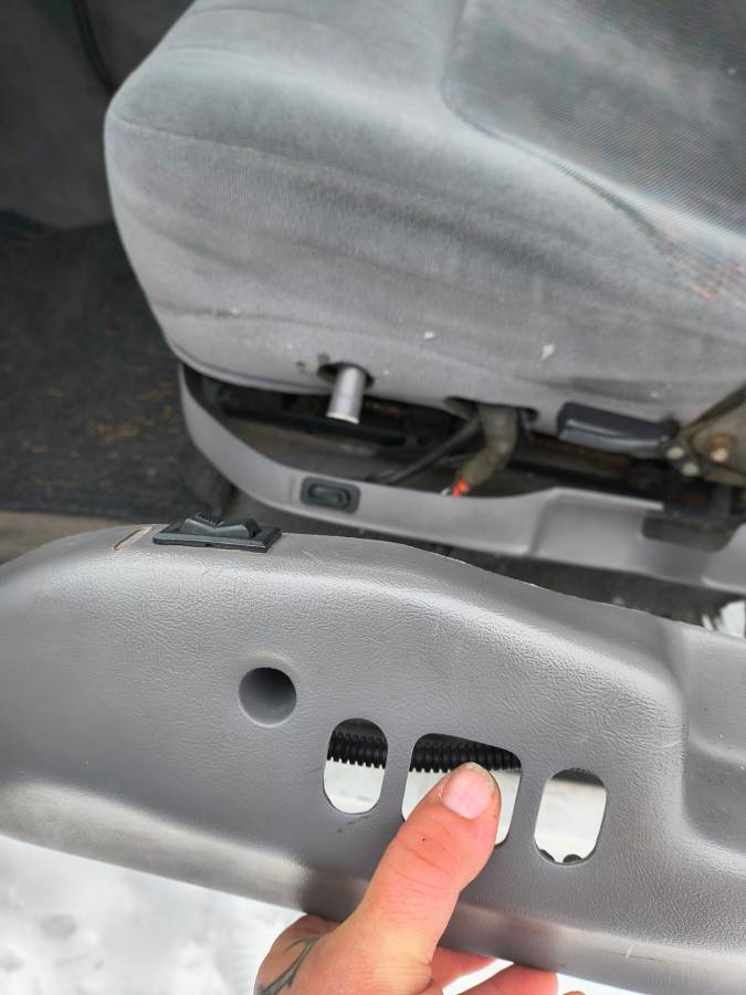 Ford-f250-1996-white-1