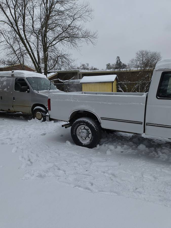 Ford-f250-1996-white-8