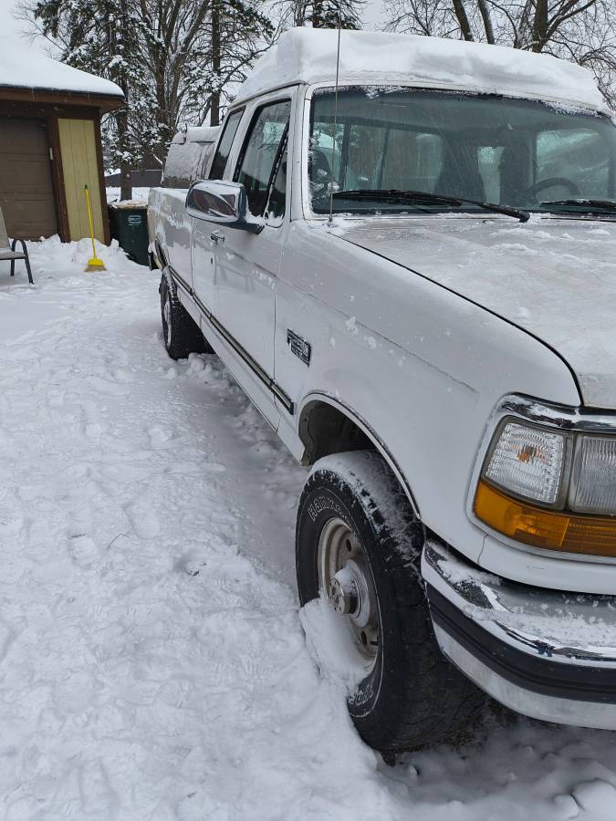 Ford-f250-1996-white-9