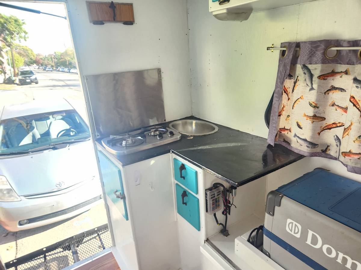 Ford-f250-and-anderson-cabover-camper-1992-10