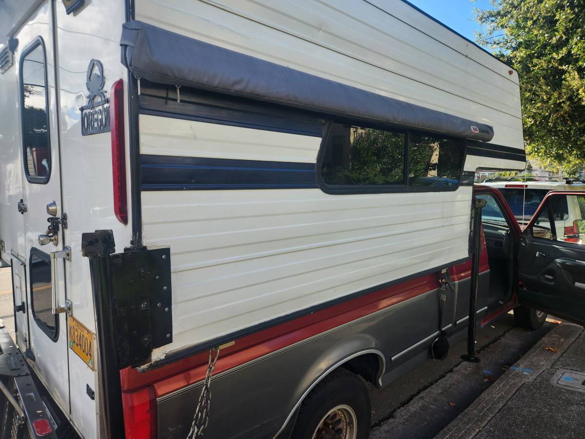 Ford-f250-and-anderson-cabover-camper-1992-15