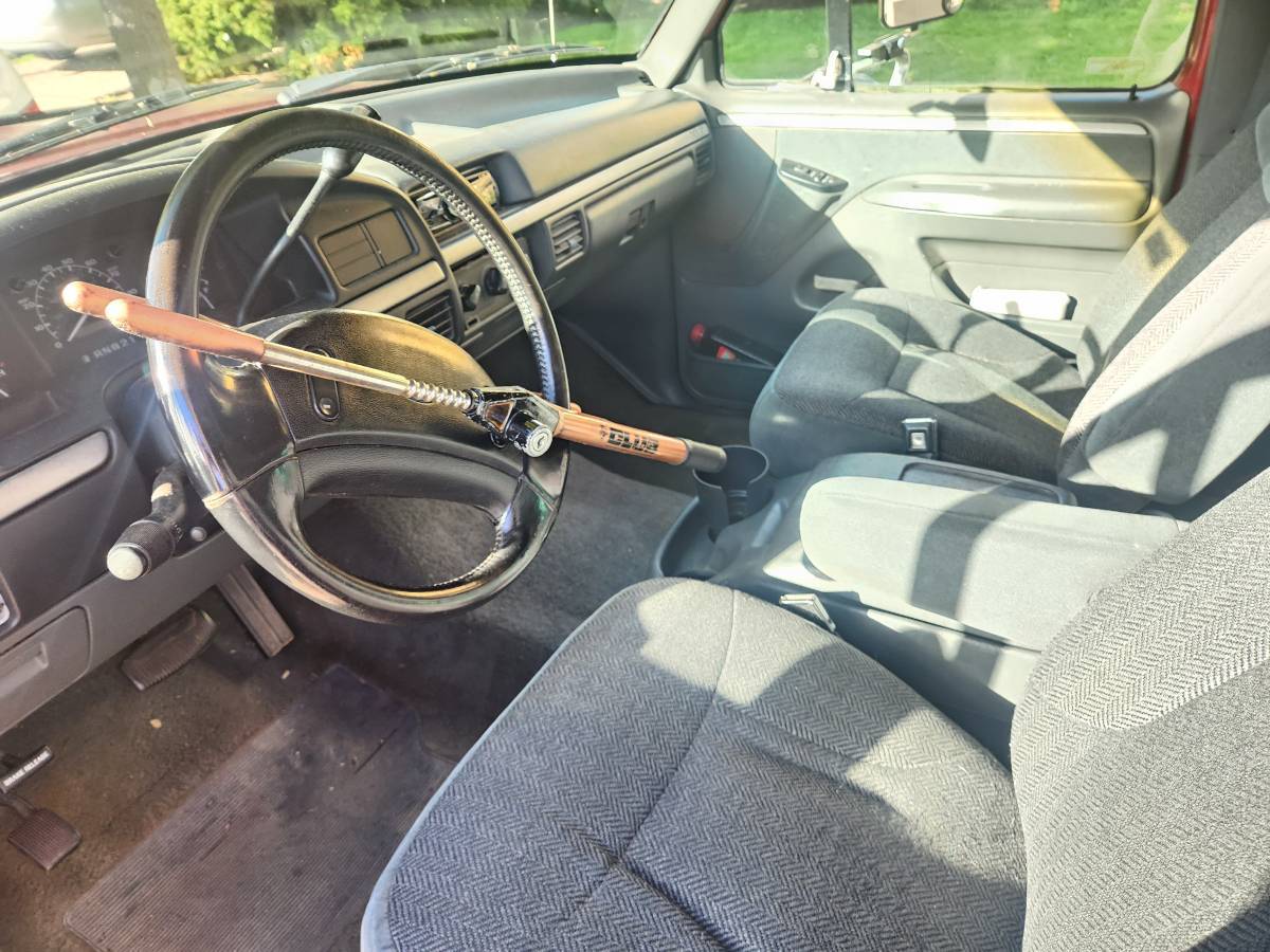 Ford-f250-and-anderson-cabover-camper-1992-5