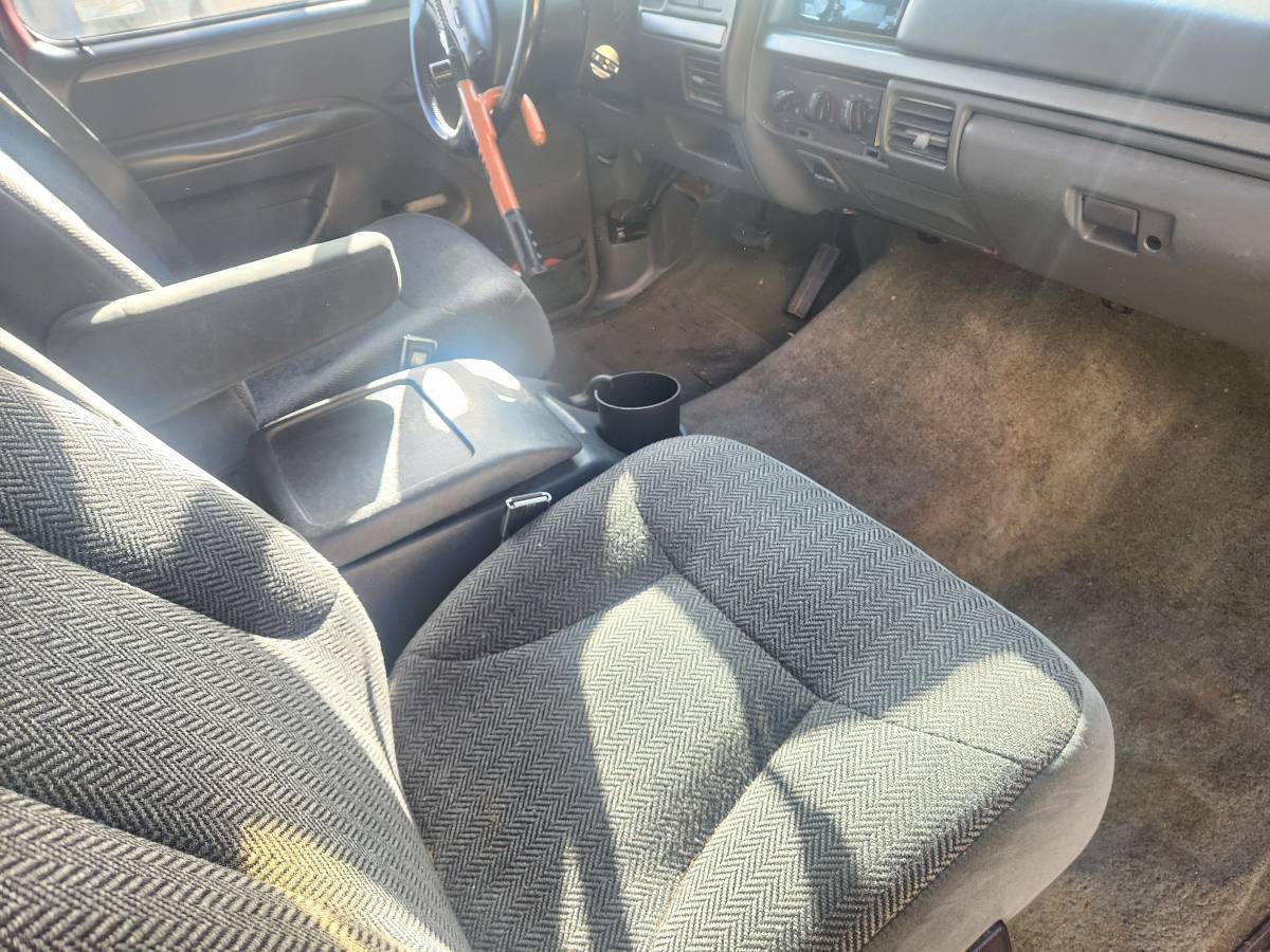 Ford-f250-and-anderson-cabover-camper-1992-6