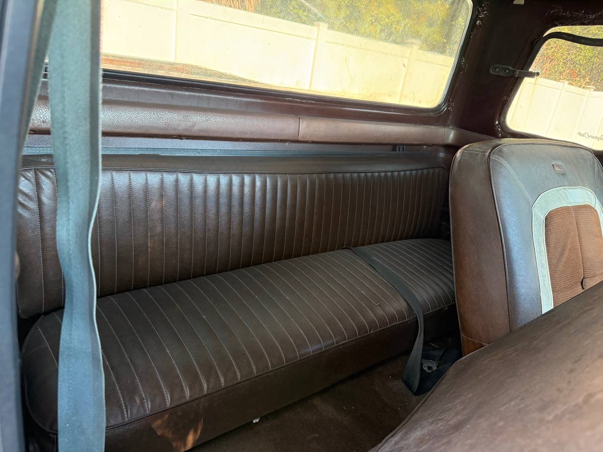 Ford-f250-camper-special-1979-10