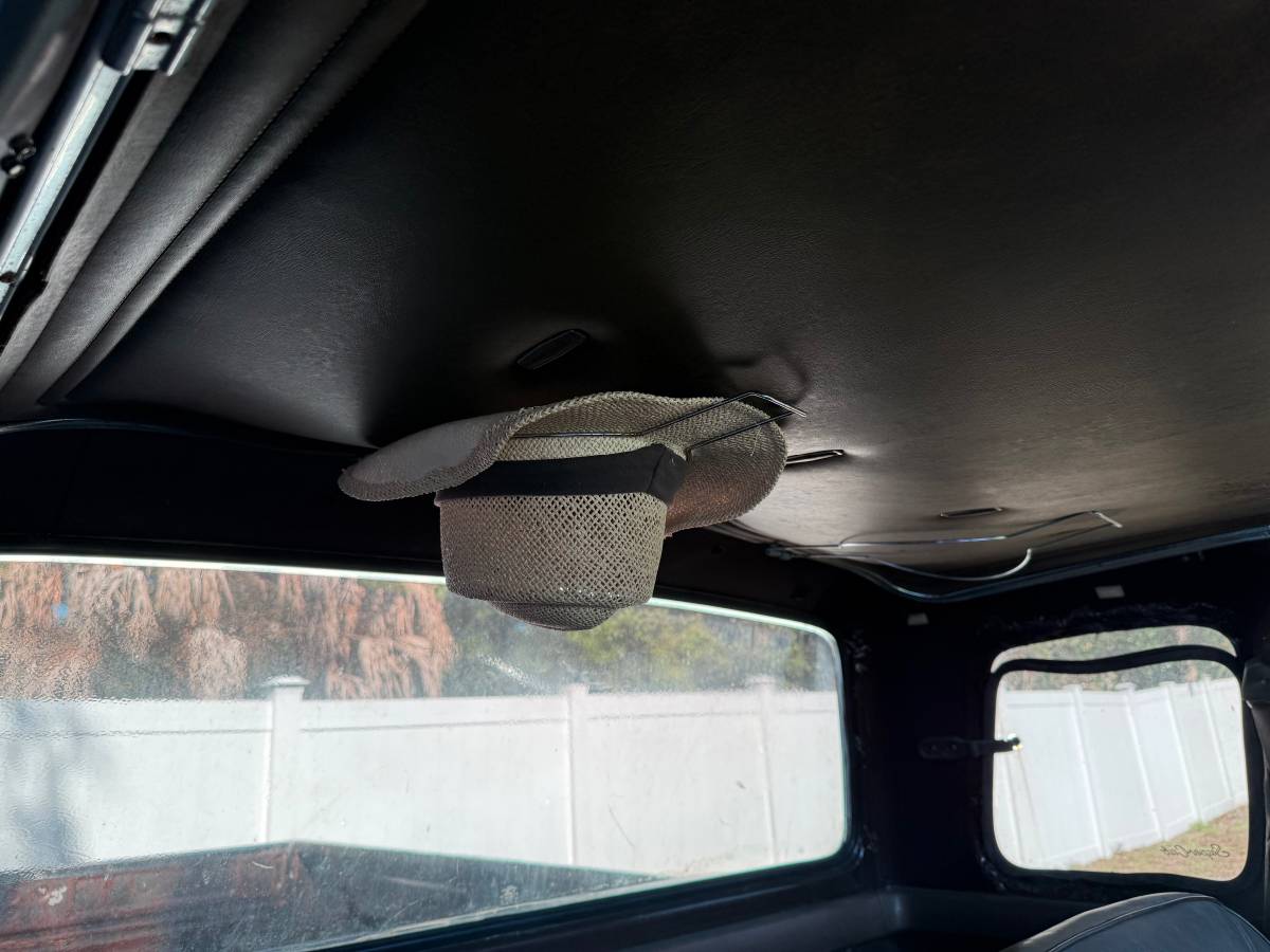 Ford-f250-camper-special-1979-11