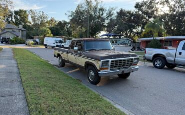 Ford-f250-camper-special-1979-14