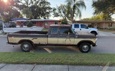 Ford-f250-camper-special-1979-3