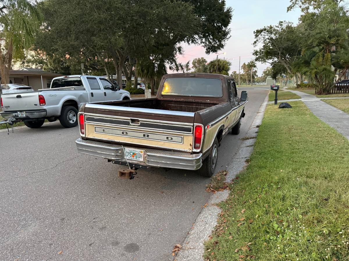 Ford-f250-camper-special-1979-4