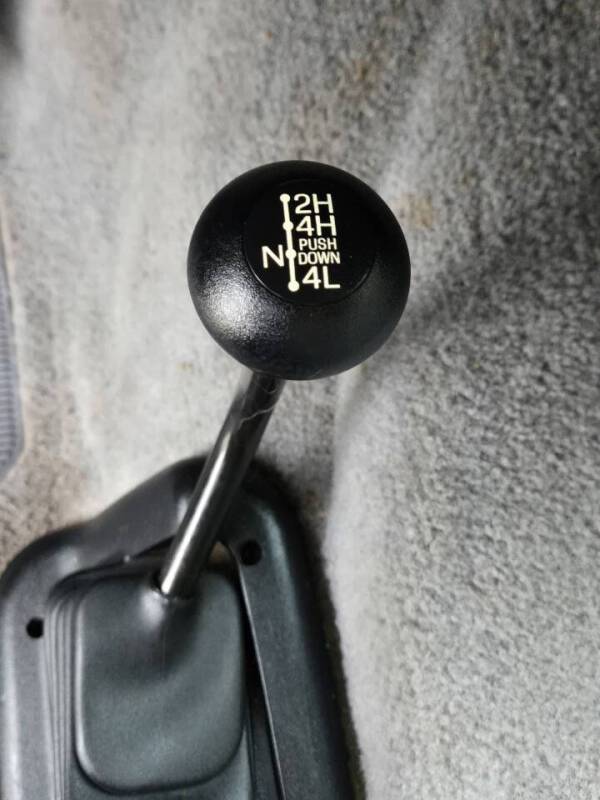 Ford-f250-super-duty-xlt-diesel-turbocharcher-1996-grey-6