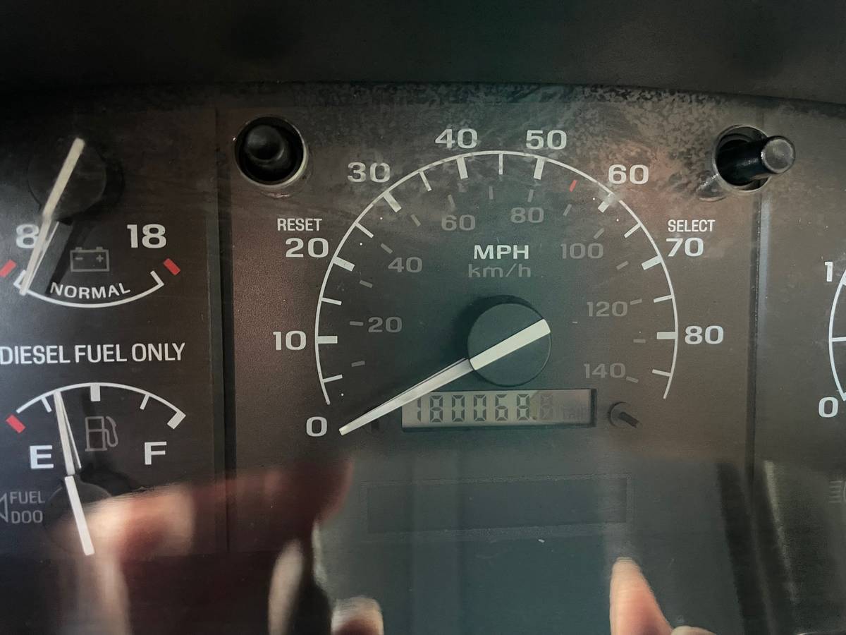 Ford-f250-xlt-long-bed-diesel-1994-custom-1