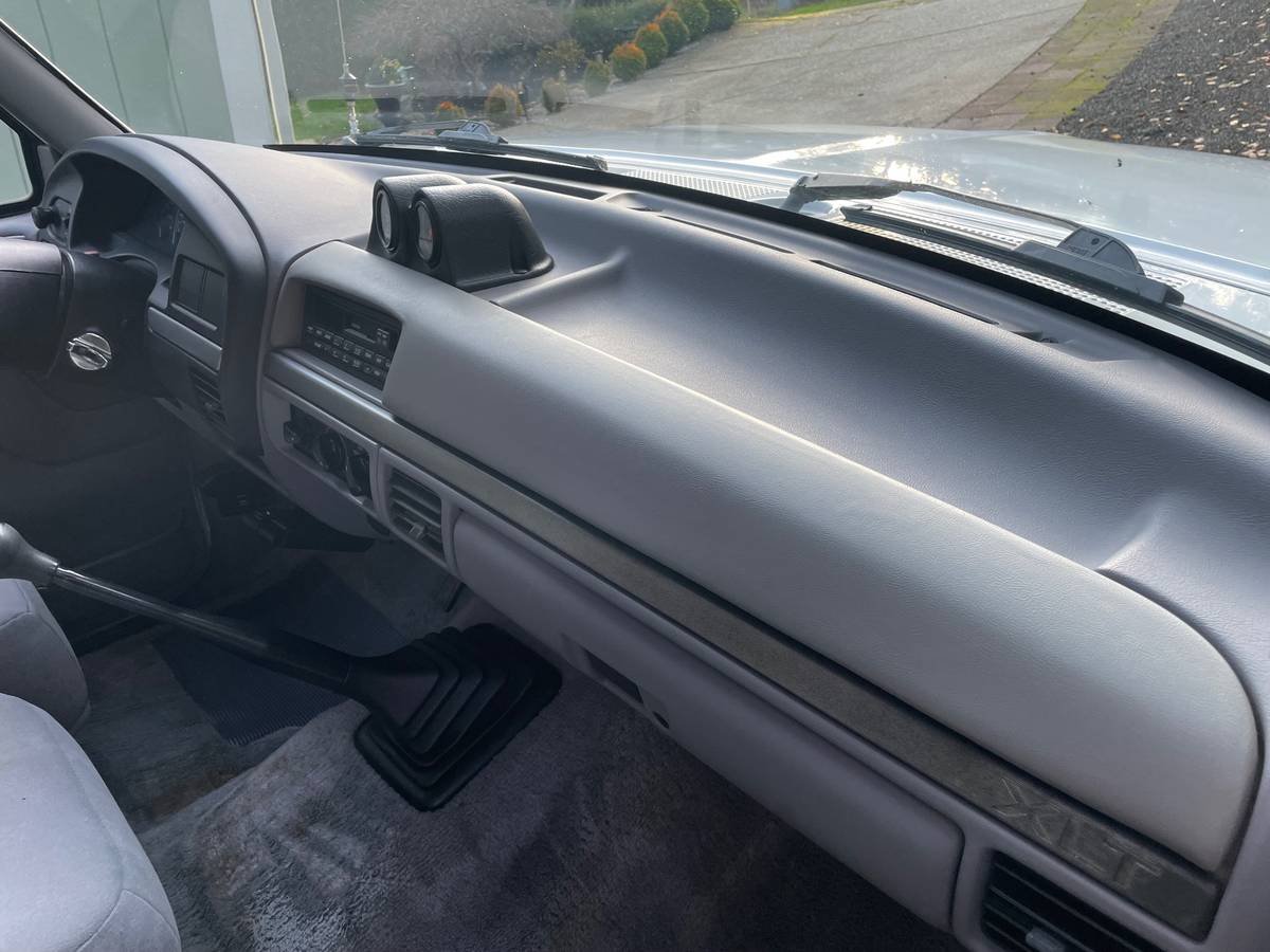 Ford-f250-xlt-long-bed-diesel-1994-custom-13