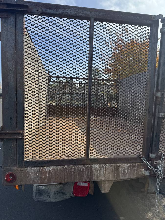 Ford-f350-diesel-1987-white-2