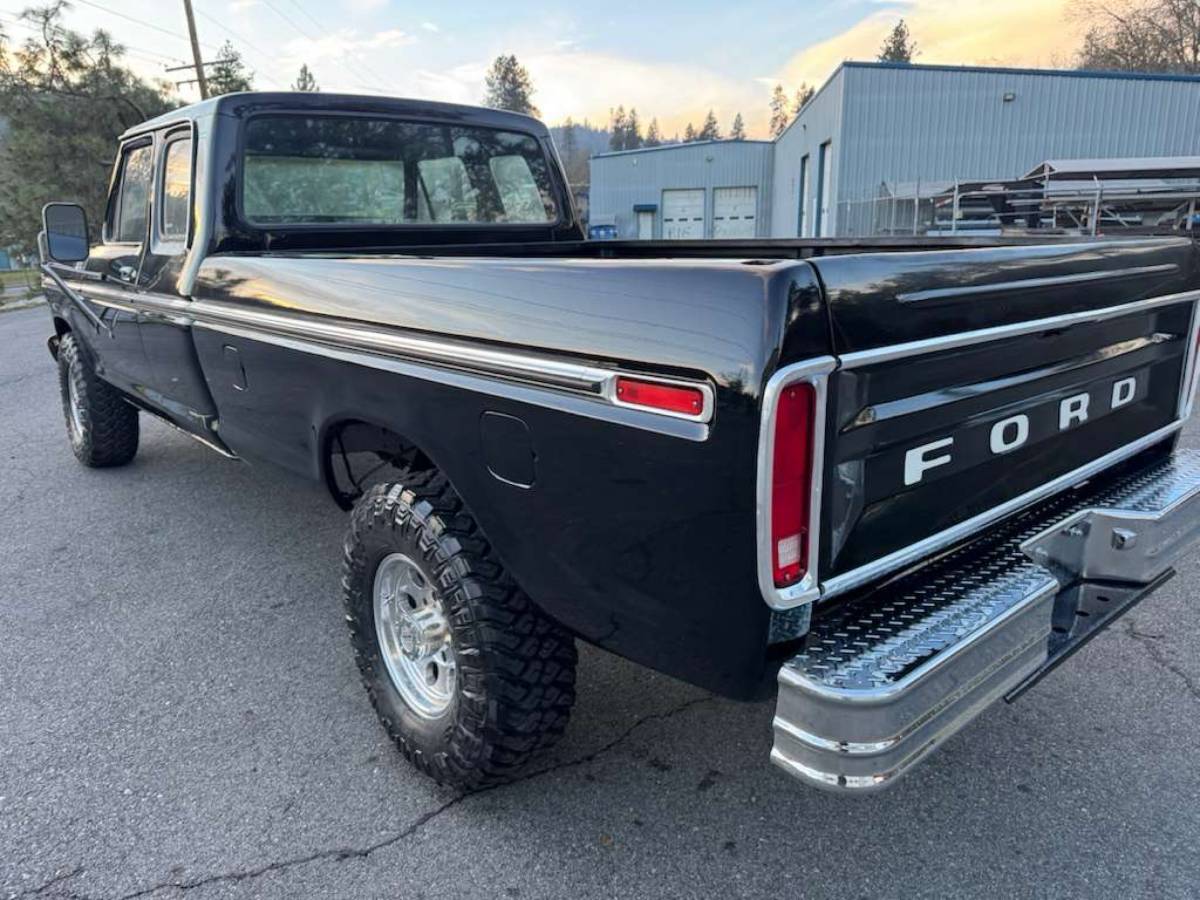 Ford-f350-ranger-supercab-1979-black-1