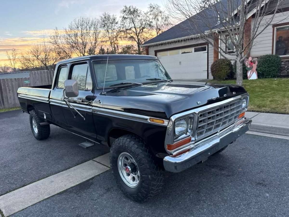 Ford-f350-ranger-supercab-1979-black-3