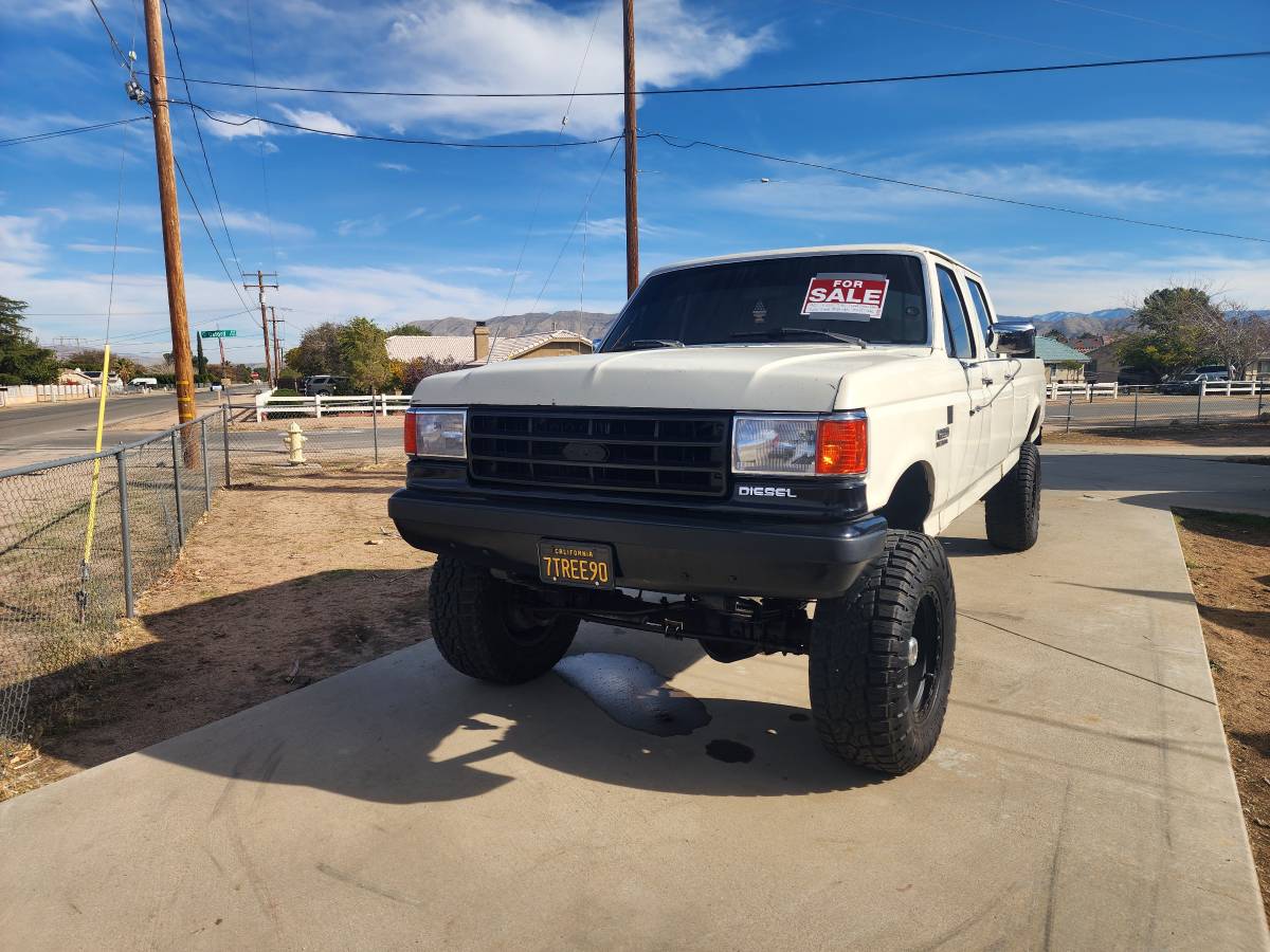 Ford-f350-super-duty-crew-cab-diesel-1990-white-4