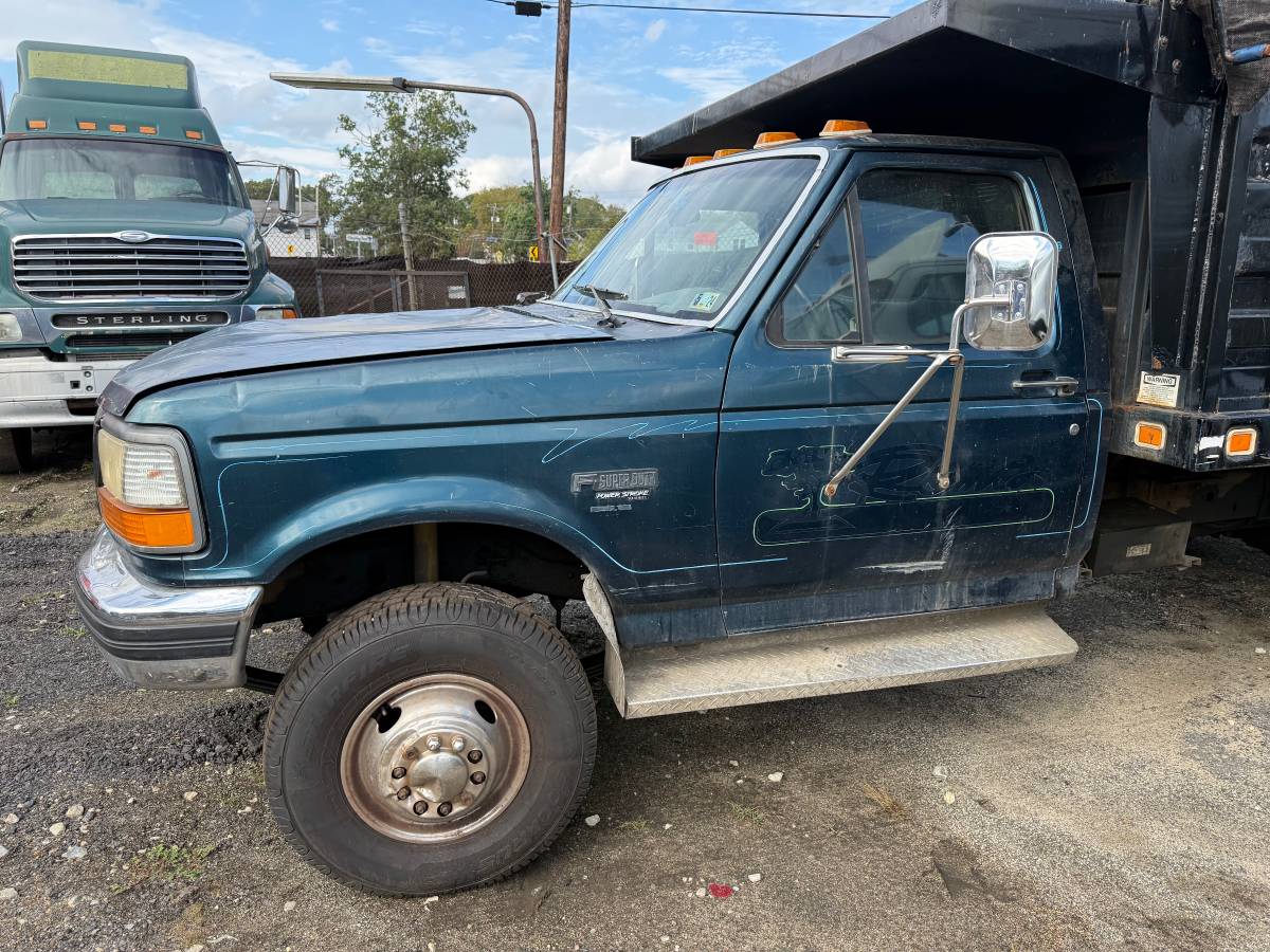 Ford-f550-super-duty-diesel-1996-1